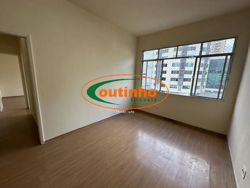 Apartamento com 2 quartos à venda, 70m2 em Maracanã, Rio De Janeiro - RJ - imagem 3 Foto 3 de Apartamento com 2 quartos à venda, 70m2 em Maracanã, Rio De Janeiro - RJ