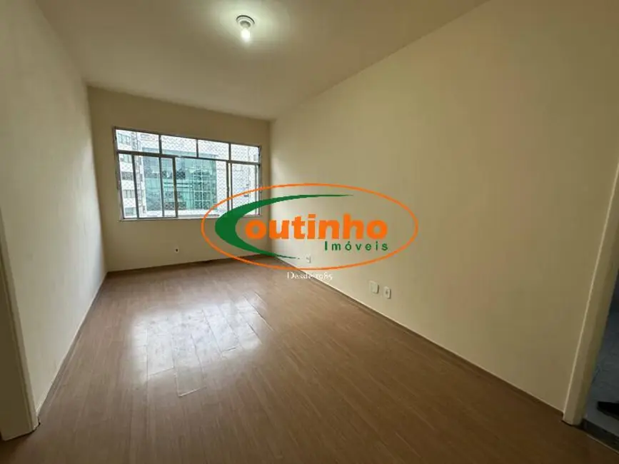 Apartamento com 2 quartos à venda, 70m2 em Maracanã, Rio De Janeiro - RJ - imagem 2 Foto 2 de Apartamento com 2 quartos à venda, 70m2 em Maracanã, Rio De Janeiro - RJ
