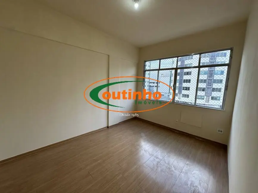 Apartamento com 2 quartos à venda, 70m2 em Maracanã, Rio De Janeiro - RJ - imagem 5 Foto 5 de Apartamento com 2 quartos à venda, 70m2 em Maracanã, Rio De Janeiro - RJ