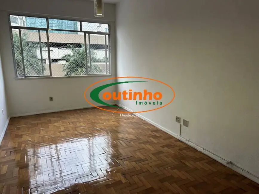 Foto 2 de Apartamento com 2 quartos à venda, 70m2 em Maracanã, Rio De Janeiro - RJ