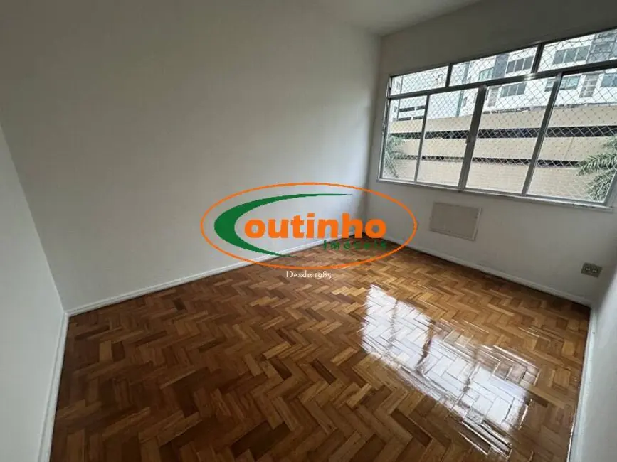 Apartamento com 2 quartos à venda, 70m2 em Maracanã, Rio De Janeiro - RJ - imagem 6 Foto 6 de Apartamento com 2 quartos à venda, 70m2 em Maracanã, Rio De Janeiro - RJ