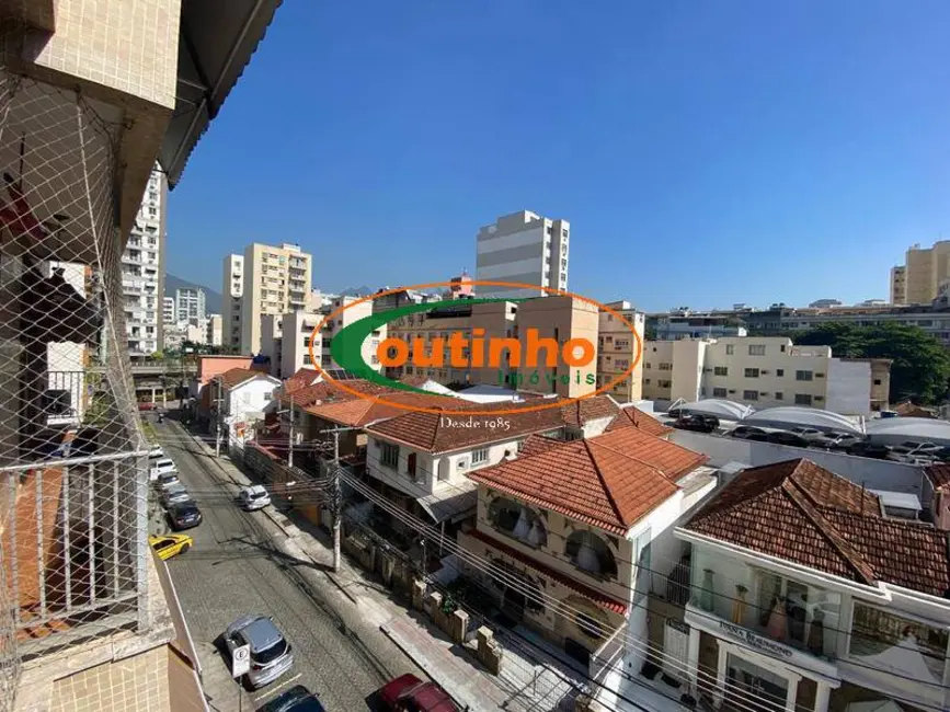 Apartamento com 2 quartos à venda, 70m2 em Tijuca, Rio De Janeiro - RJ - imagem 2 Foto 2 de Apartamento com 2 quartos à venda, 70m2 em Tijuca, Rio De Janeiro - RJ