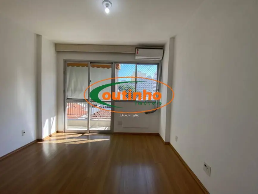 Apartamento com 2 quartos à venda, 70m2 em Tijuca, Rio De Janeiro - RJ - imagem 9 Foto 9 de Apartamento com 2 quartos à venda, 70m2 em Tijuca, Rio De Janeiro - RJ