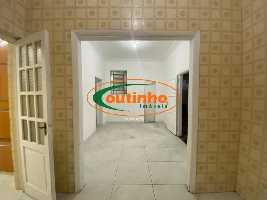 Casa com 4 quartos à venda, 286m2 em Tijuca, Rio De Janeiro - RJ - imagem 5 Foto 5 de Casa com 4 quartos à venda, 286m2 em Tijuca, Rio De Janeiro - RJ