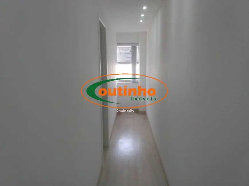 Foto 2 de Sala Comercial à venda, 40m2 em Tijuca, Rio De Janeiro - RJ
