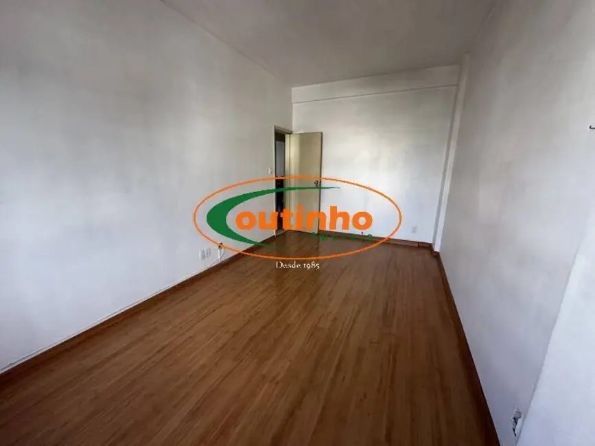 Apartamento com 3 quartos à venda, 90m2 em Tijuca, Rio De Janeiro - RJ - imagem 9 Foto 9 de Apartamento com 3 quartos à venda, 90m2 em Tijuca, Rio De Janeiro - RJ