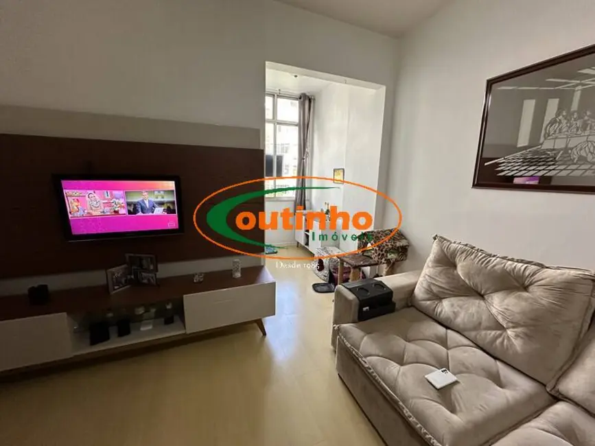 Foto 2 de Apartamento com 3 quartos à venda, 90m2 em Tijuca, Rio De Janeiro - RJ