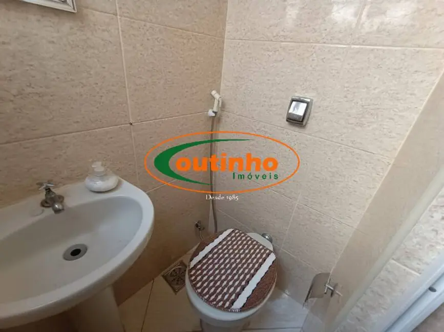 Apartamento com 3 quartos à venda, 150m2 em Tijuca, Rio De Janeiro - RJ - imagem 9 Foto 9 de Apartamento com 3 quartos à venda, 150m2 em Tijuca, Rio De Janeiro - RJ