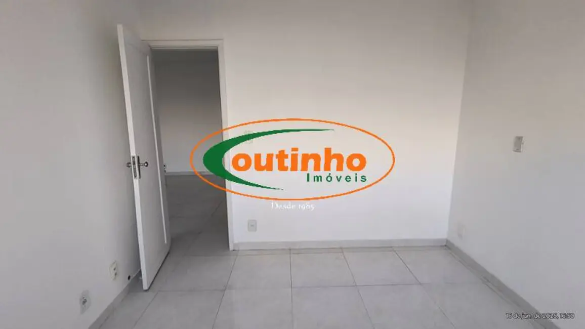 Foto 9 de Apartamento com 3 quartos à venda, 98m2 em Tijuca, Rio De Janeiro - RJ