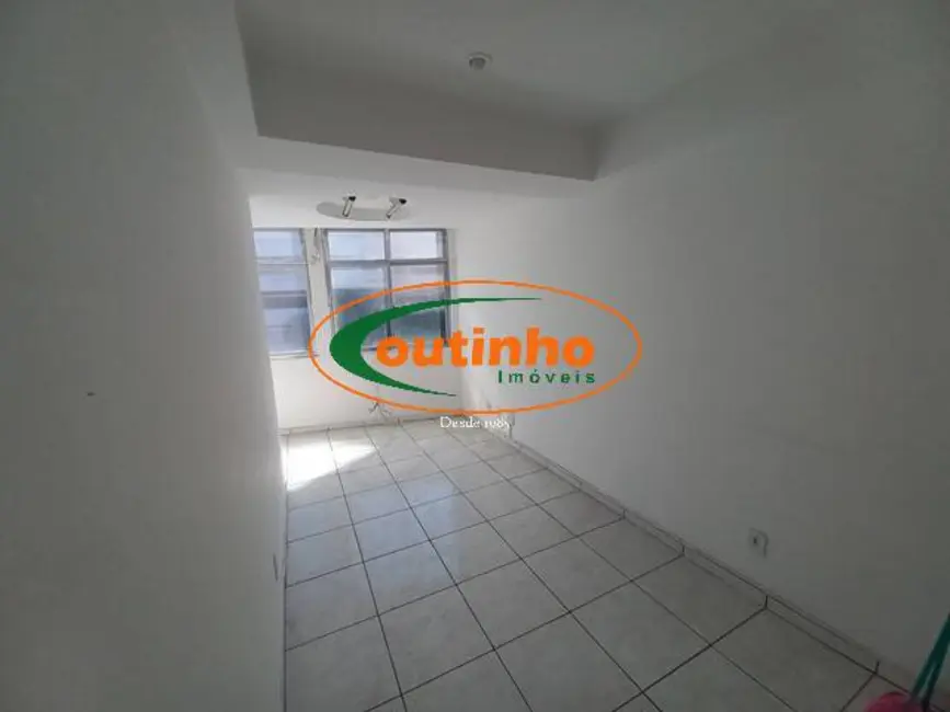 Foto 2 de Sala Comercial à venda, 20m2 em Tijuca, Rio De Janeiro - RJ