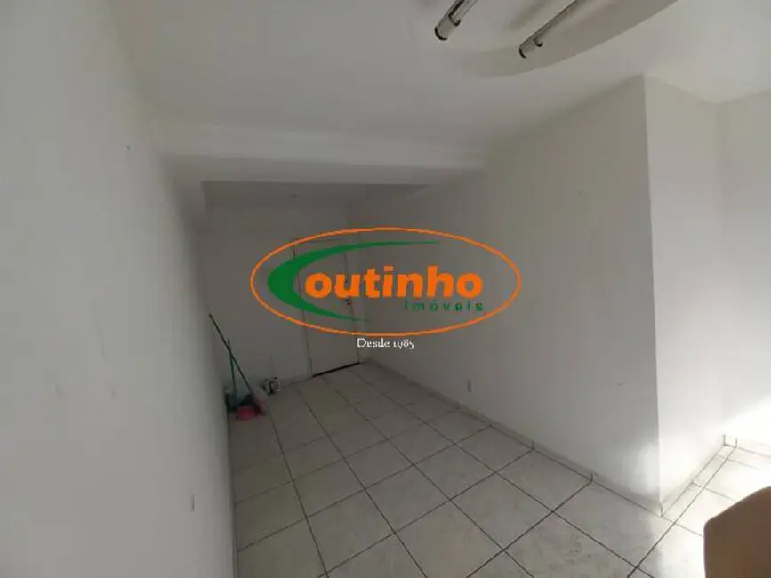 Sala Comercial à venda, 20m2 em Tijuca, Rio De Janeiro - RJ - imagem 3 Foto 3 de Sala Comercial à venda, 20m2 em Tijuca, Rio De Janeiro - RJ