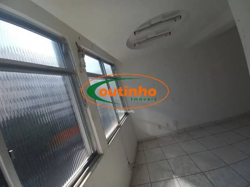 Sala Comercial à venda, 20m2 em Tijuca, Rio De Janeiro - RJ - imagem 6 Foto 6 de Sala Comercial à venda, 20m2 em Tijuca, Rio De Janeiro - RJ