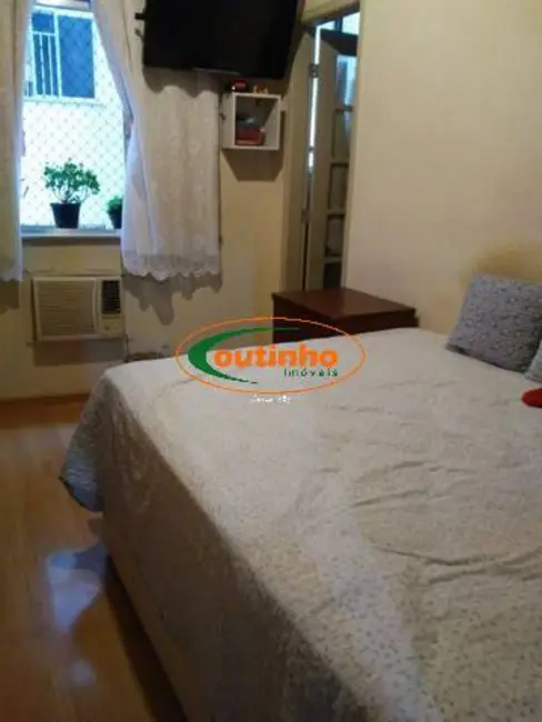 Apartamento com 2 quartos à venda, 68m2 em Tijuca, Rio De Janeiro - RJ - imagem 9 Foto 9 de Apartamento com 2 quartos à venda, 68m2 em Tijuca, Rio De Janeiro - RJ
