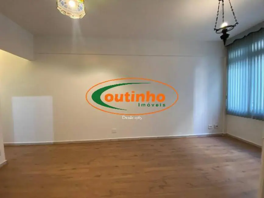 Foto 2 de Apartamento com 2 quartos à venda, 80m2 em Tijuca, Rio De Janeiro - RJ