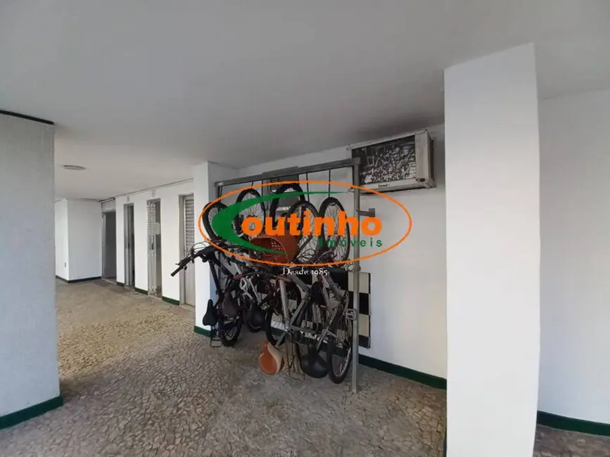 Foto 8 de Apartamento com 2 quartos à venda, 76m2 em Tijuca, Rio De Janeiro - RJ