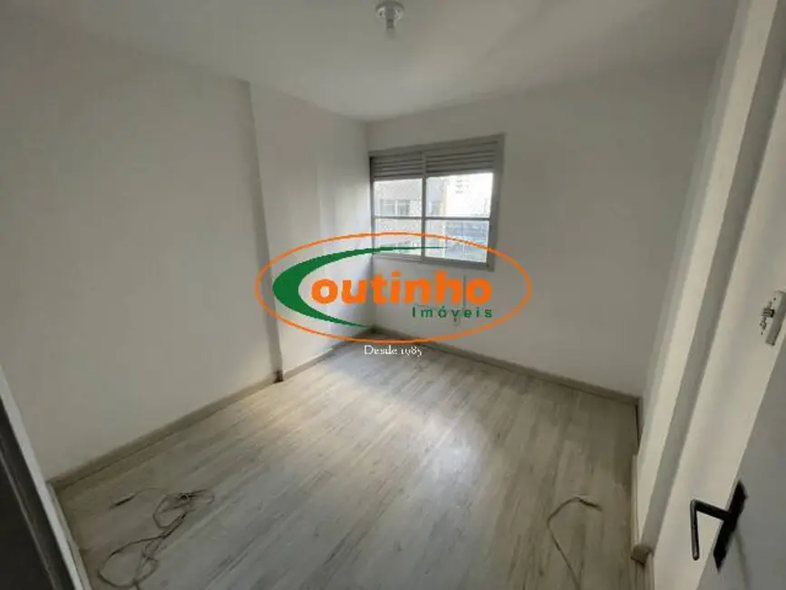 Foto 3 de Apartamento com 2 quartos à venda, 62m2 em Praça da Bandeira, Rio De Janeiro - RJ