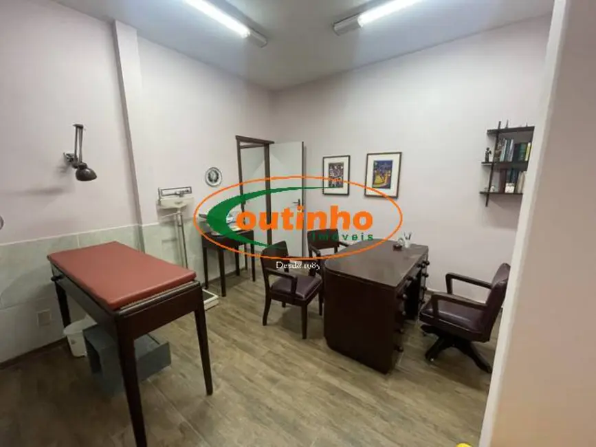 Sala Comercial à venda, 40m2 em Tijuca, Rio De Janeiro - RJ - imagem 7 Foto 7 de Sala Comercial à venda, 40m2 em Tijuca, Rio De Janeiro - RJ