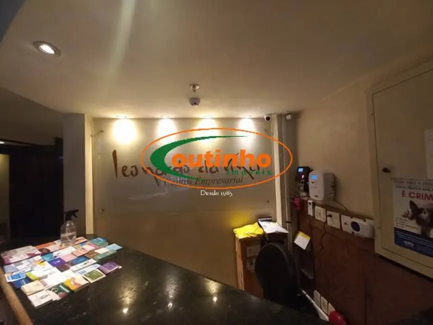 Sala Comercial à venda, 38m2 em Tijuca, Rio De Janeiro - RJ - imagem 3 Foto 3 de Sala Comercial à venda, 38m2 em Tijuca, Rio De Janeiro - RJ