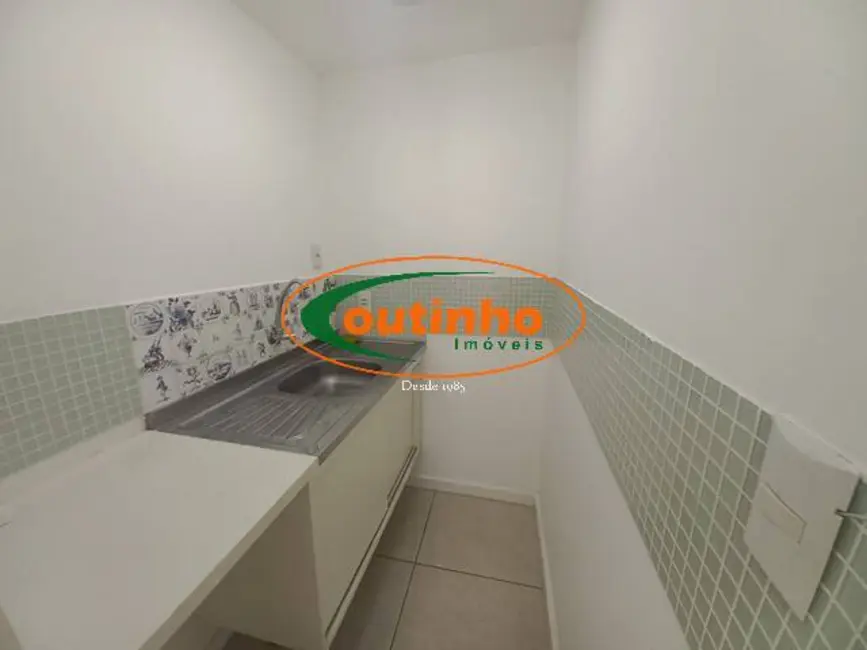 Sala Comercial à venda, 38m2 em Tijuca, Rio De Janeiro - RJ - imagem 7 Foto 7 de Sala Comercial à venda, 38m2 em Tijuca, Rio De Janeiro - RJ