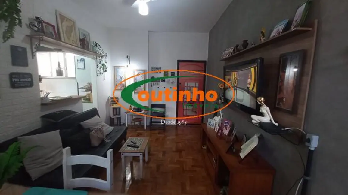 Apartamento com 2 quartos à venda, 70m2 em Tijuca, Rio De Janeiro - RJ - imagem 3 Foto 3 de Apartamento com 2 quartos à venda, 70m2 em Tijuca, Rio De Janeiro - RJ
