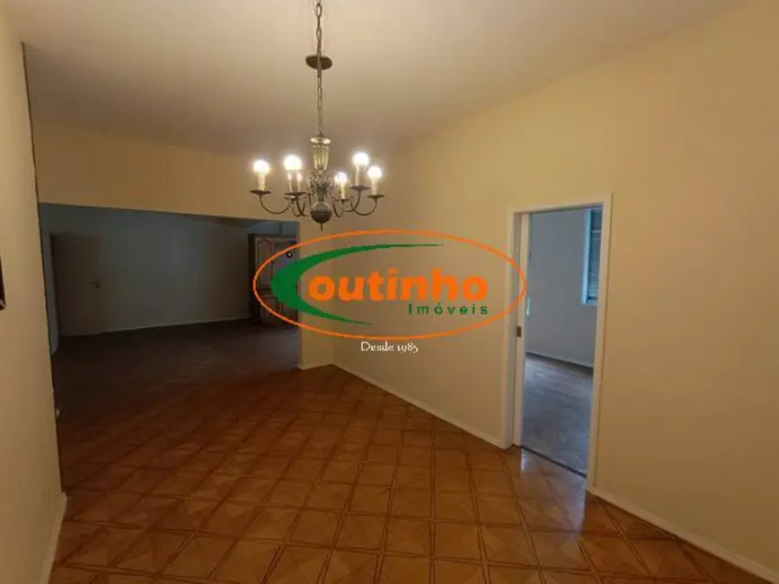 Foto 6 de Apartamento com 4 quartos à venda, 194m2 em Tijuca, Rio De Janeiro - RJ
