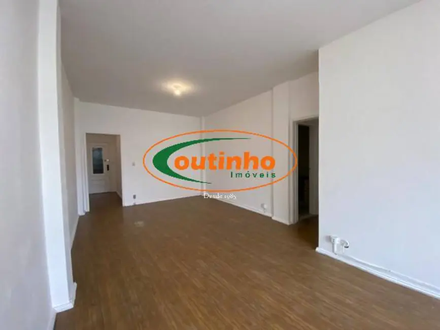 Apartamento com 3 quartos à venda, 135m2 em Tijuca, Rio De Janeiro - RJ - imagem 4 Foto 4 de Apartamento com 3 quartos à venda, 135m2 em Tijuca, Rio De Janeiro - RJ