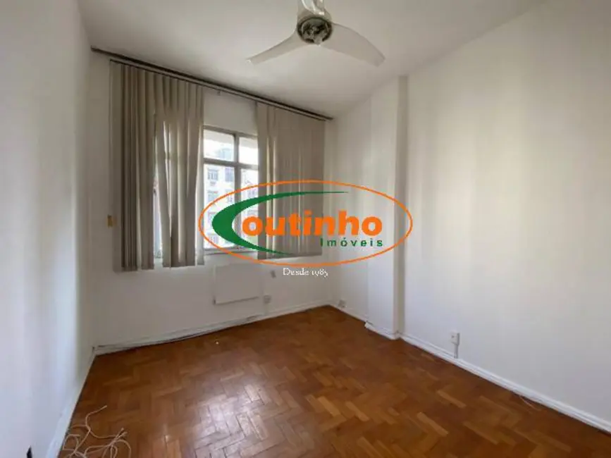 Apartamento com 3 quartos à venda, 135m2 em Tijuca, Rio De Janeiro - RJ - imagem 7 Foto 7 de Apartamento com 3 quartos à venda, 135m2 em Tijuca, Rio De Janeiro - RJ
