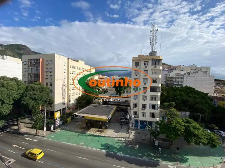 Apartamento com 3 quartos à venda, 135m2 em Tijuca, Rio De Janeiro - RJ - imagem 5 Foto 5 de Apartamento com 3 quartos à venda, 135m2 em Tijuca, Rio De Janeiro - RJ