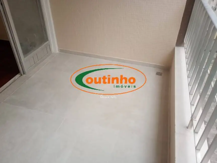 Apartamento com 3 quartos à venda, 110m2 em Tijuca, Rio De Janeiro - RJ - imagem 3 Foto 3 de Apartamento com 3 quartos à venda, 110m2 em Tijuca, Rio De Janeiro - RJ