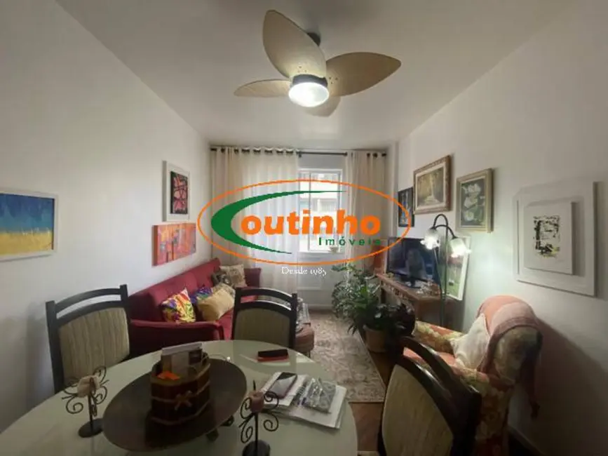 Foto 2 de Apartamento com 3 quartos à venda, 78m2 em Tijuca, Rio De Janeiro - RJ