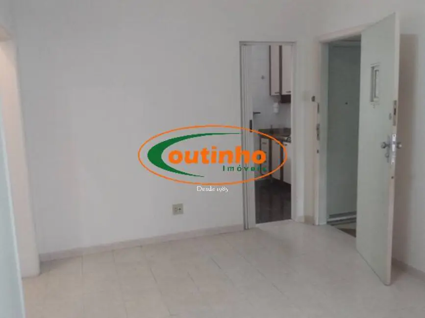Apartamento com 2 quartos à venda, 76m2 em Tijuca, Rio De Janeiro - RJ - imagem 7 Foto 7 de Apartamento com 2 quartos à venda, 76m2 em Tijuca, Rio De Janeiro - RJ