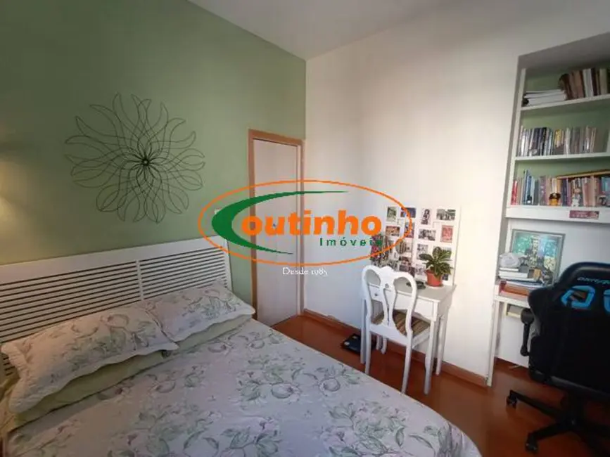 Apartamento com 2 quartos à venda, 62m2 em Tijuca, Rio De Janeiro - RJ - imagem 8 Foto 8 de Apartamento com 2 quartos à venda, 62m2 em Tijuca, Rio De Janeiro - RJ
