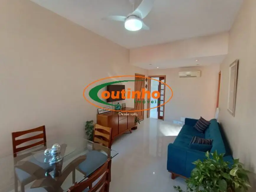 Apartamento com 2 quartos à venda, 62m2 em Tijuca, Rio De Janeiro - RJ - imagem 3 Foto 3 de Apartamento com 2 quartos à venda, 62m2 em Tijuca, Rio De Janeiro - RJ