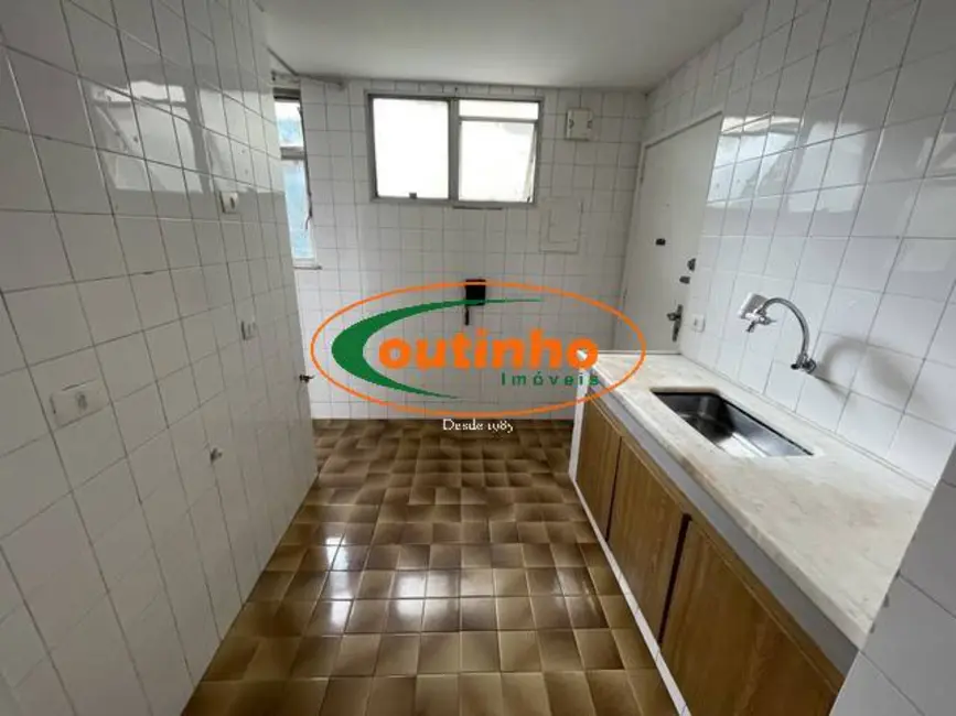 Foto 9 de Apartamento com 2 quartos à venda, 60m2 em Tijuca, Rio De Janeiro - RJ