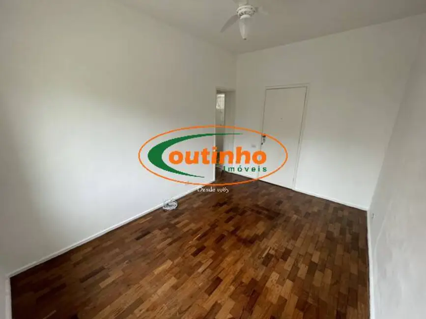 Foto 3 de Apartamento com 2 quartos à venda, 60m2 em Tijuca, Rio De Janeiro - RJ