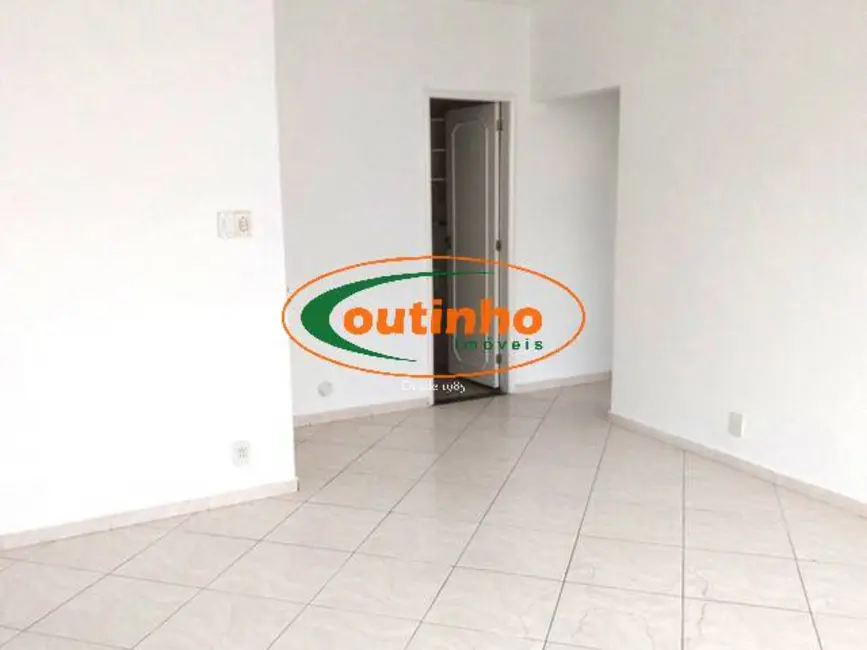 Apartamento com 2 quartos à venda, 78m2 em Tijuca, Rio De Janeiro - RJ - imagem 4 Foto 4 de Apartamento com 2 quartos à venda, 78m2 em Tijuca, Rio De Janeiro - RJ