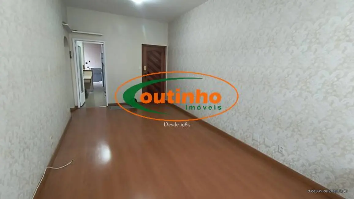 Apartamento com 2 quartos à venda, 81m2 em Tijuca, Rio De Janeiro - RJ - imagem 2 Foto 2 de Apartamento com 2 quartos à venda, 81m2 em Tijuca, Rio De Janeiro - RJ