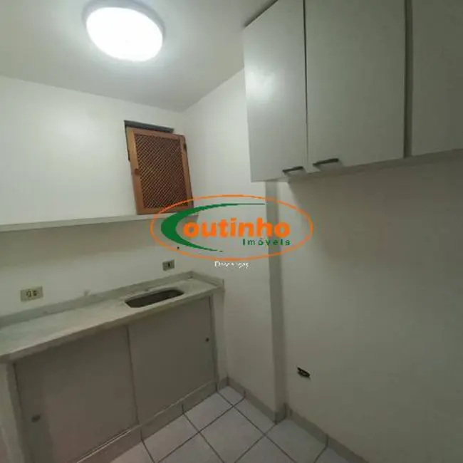 Sala Comercial à venda, 28m2 em Tijuca, Rio De Janeiro - RJ - imagem 7 Foto 7 de Sala Comercial à venda, 28m2 em Tijuca, Rio De Janeiro - RJ