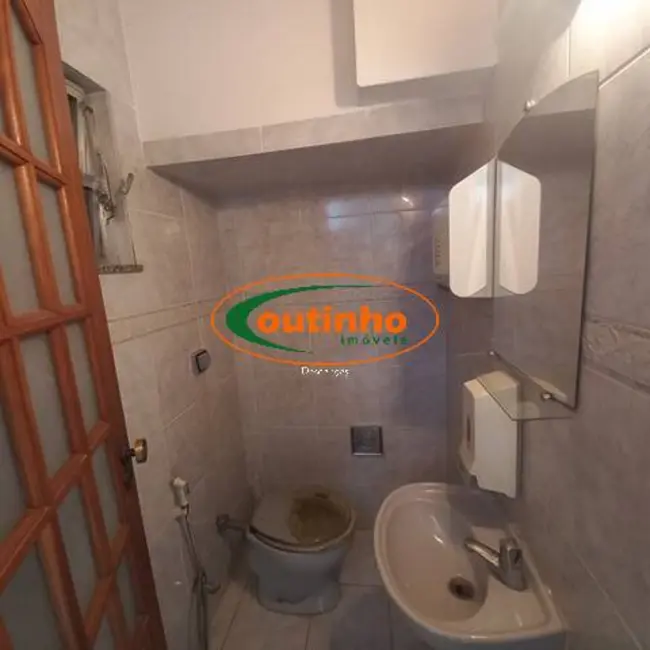 Sala Comercial à venda, 28m2 em Tijuca, Rio De Janeiro - RJ - imagem 8 Foto 8 de Sala Comercial à venda, 28m2 em Tijuca, Rio De Janeiro - RJ