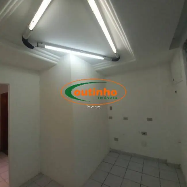 Sala Comercial à venda, 28m2 em Tijuca, Rio De Janeiro - RJ - imagem 5 Foto 5 de Sala Comercial à venda, 28m2 em Tijuca, Rio De Janeiro - RJ