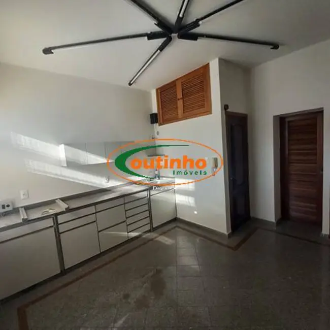 Sala Comercial à venda, 25m2 em Tijuca, Rio De Janeiro - RJ - imagem 8 Foto 8 de Sala Comercial à venda, 25m2 em Tijuca, Rio De Janeiro - RJ