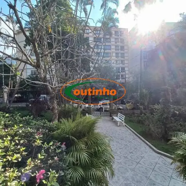 Foto 2 de Apartamento com 2 quartos à venda, 85m2 em Tijuca, Rio De Janeiro - RJ