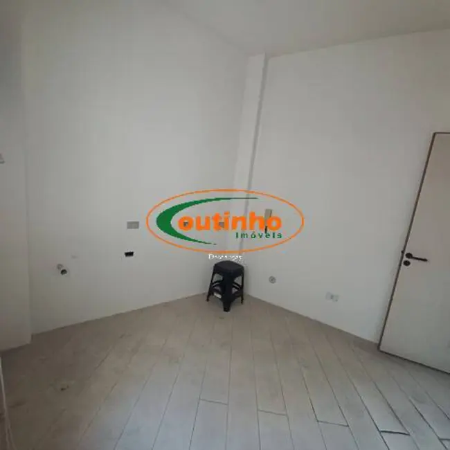 Sala Comercial à venda, 28m2 em Tijuca, Rio De Janeiro - RJ - imagem 5 Foto 5 de Sala Comercial à venda, 28m2 em Tijuca, Rio De Janeiro - RJ