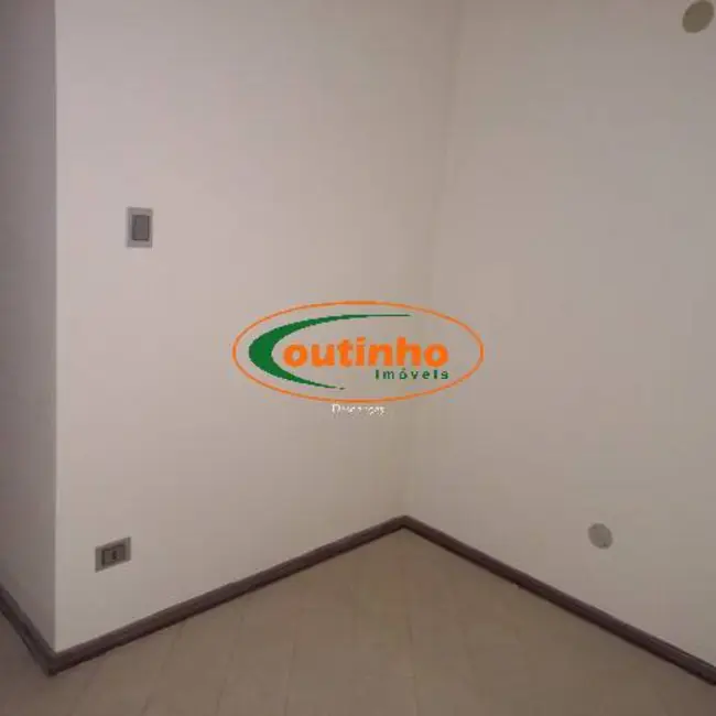 Sala Comercial à venda, 28m2 em Tijuca, Rio De Janeiro - RJ - imagem 8 Foto 8 de Sala Comercial à venda, 28m2 em Tijuca, Rio De Janeiro - RJ