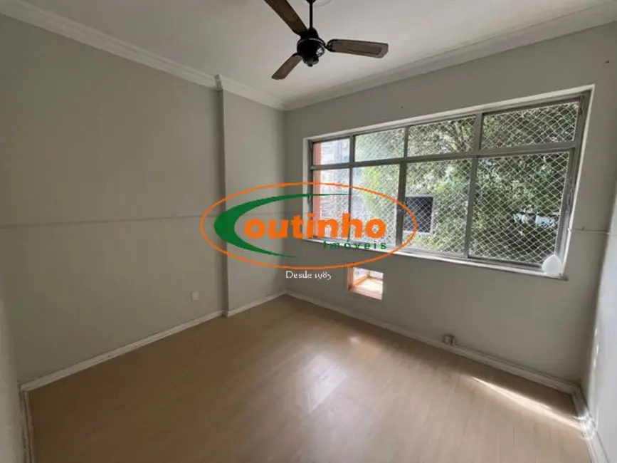 Foto 2 de Apartamento com 2 quartos à venda, 50m2 em Tijuca, Rio De Janeiro - RJ