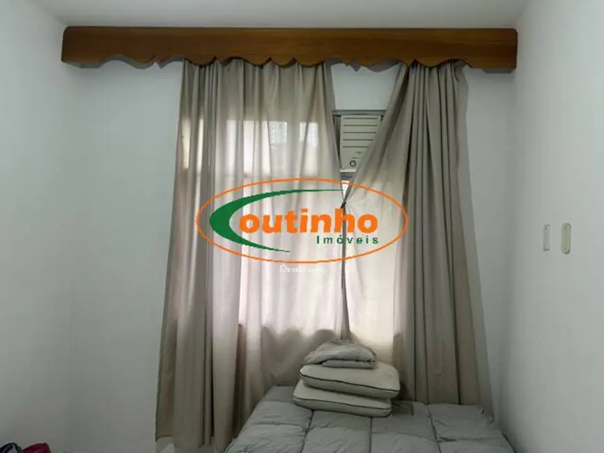 Apartamento com 3 quartos à venda, 110m2 em Tijuca, Rio De Janeiro - RJ - imagem 8 Foto 8 de Apartamento com 3 quartos à venda, 110m2 em Tijuca, Rio De Janeiro - RJ