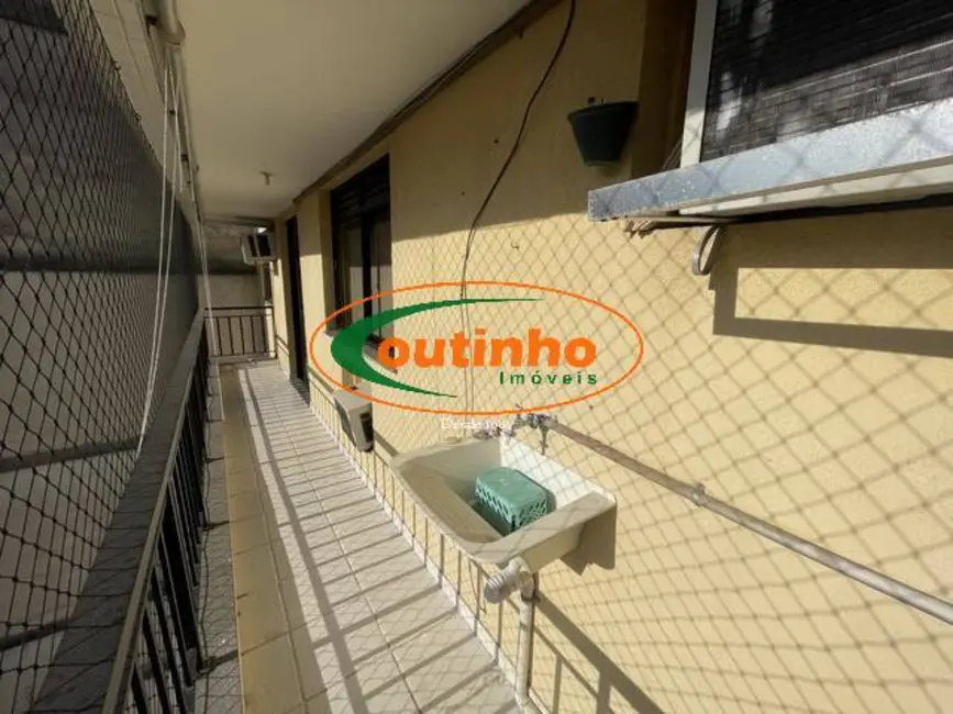 Foto 2 de Apartamento com 2 quartos à venda, 63m2 em Tijuca, Rio De Janeiro - RJ