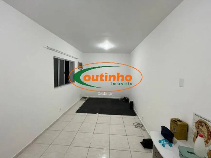 Sala Comercial à venda, 67m2 em Tijuca, Rio De Janeiro - RJ - imagem 5 Foto 5 de Sala Comercial à venda, 67m2 em Tijuca, Rio De Janeiro - RJ