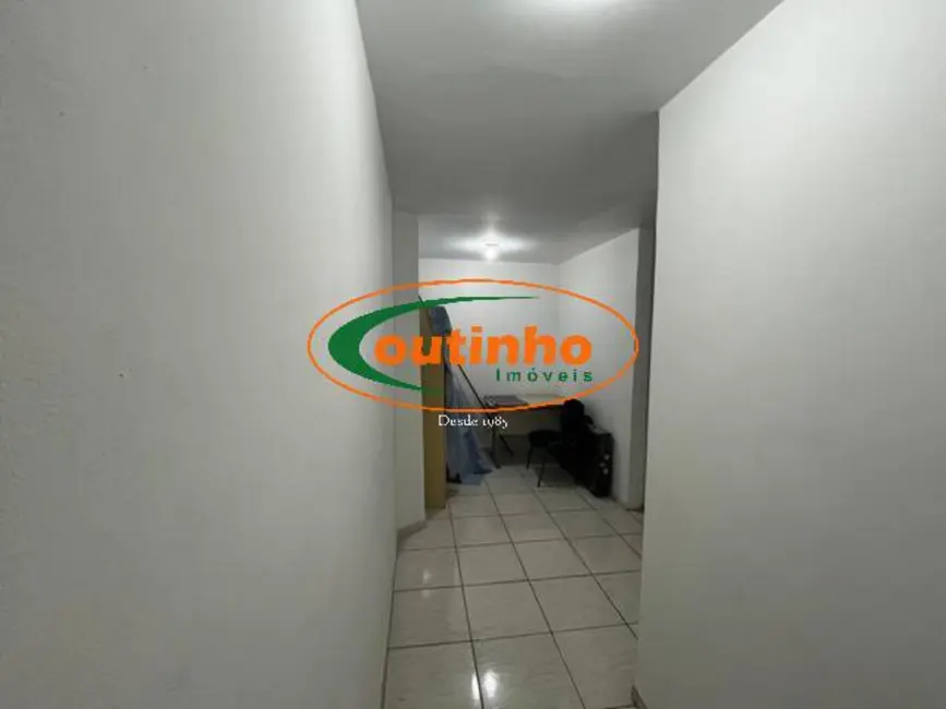 Sala Comercial à venda, 67m2 em Tijuca, Rio De Janeiro - RJ - imagem 6 Foto 6 de Sala Comercial à venda, 67m2 em Tijuca, Rio De Janeiro - RJ
