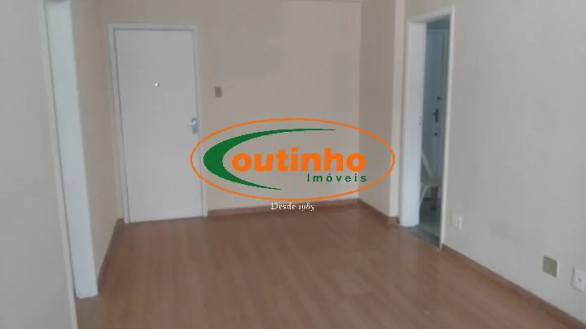 Foto 2 de Apartamento com 2 quartos à venda, 70m2 em Tijuca, Rio De Janeiro - RJ